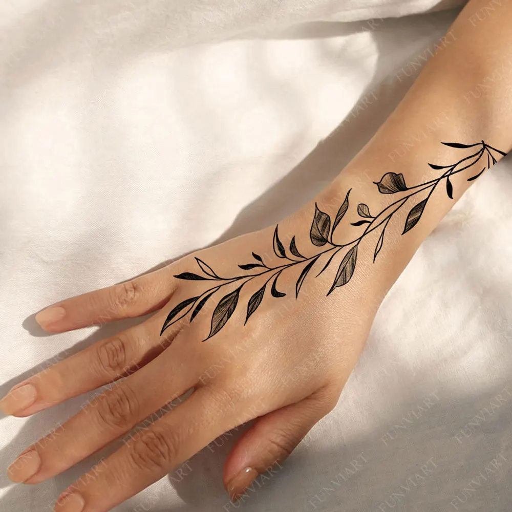 Tatuagem de Onça com Filhote e Onça-Preta: Variações e Seus Significados