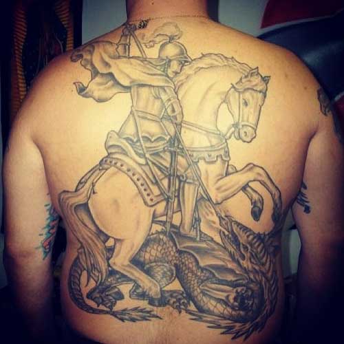 Guia Completo: Significado da Tatuagem de São Jorge