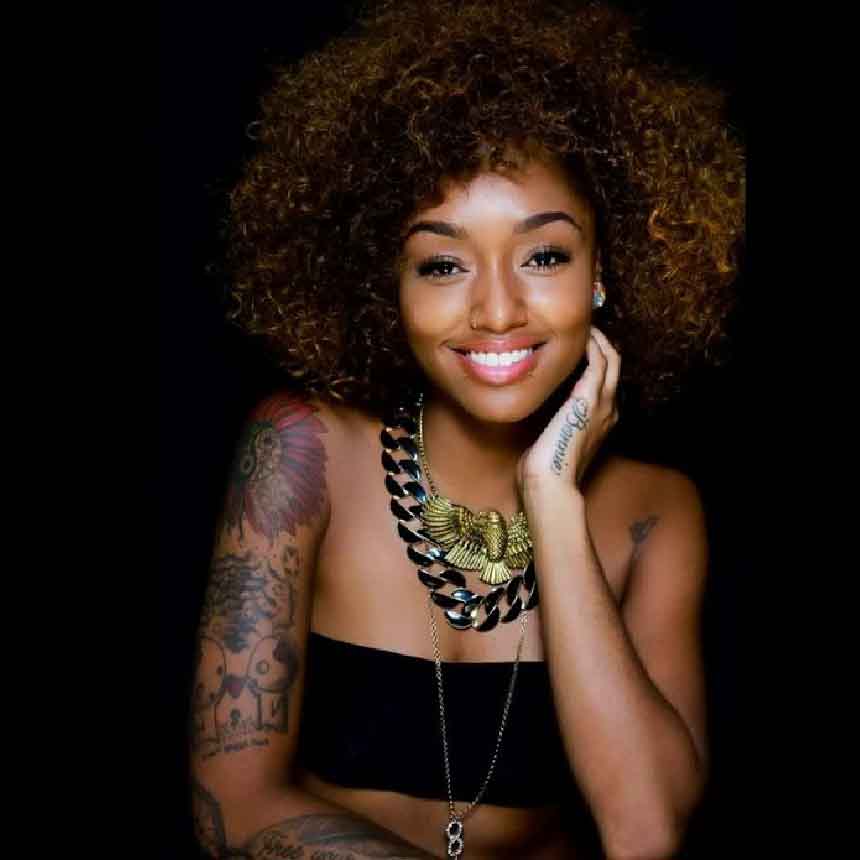 inspirações de tatuagem blackwork para pele negra