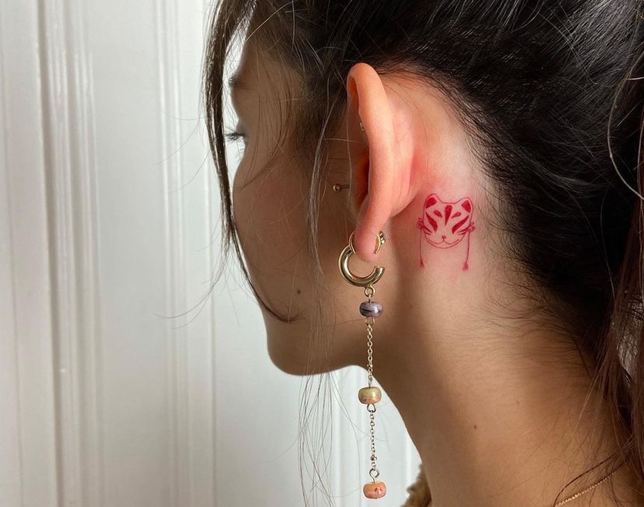 50 ideias de tatuagem feminina no pescoço para se inspirar