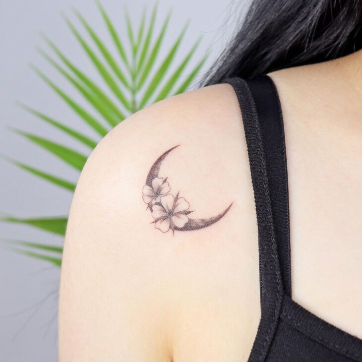 Tatuagens Minimalistas no Ombro: Ideias Delicadas e Discretas
