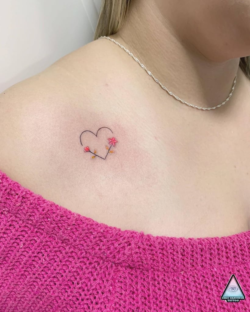 Tatuagem de Flor no Ombro: Guia Completo de Estilos e Significados