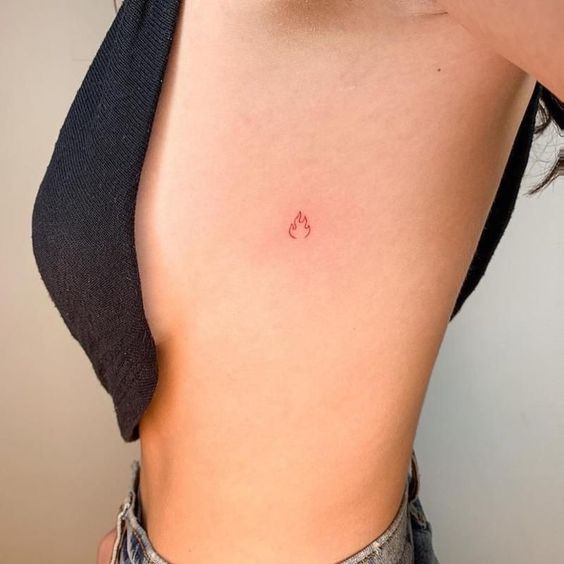 Tatuagem de Fogo: Guia Completo de Estilos e Designs