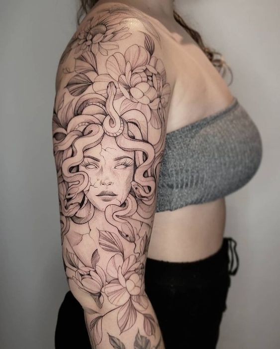 medusa tattoo empoderamento