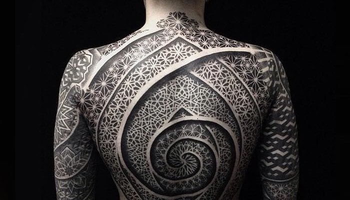 preco tatuagem fechamento costas