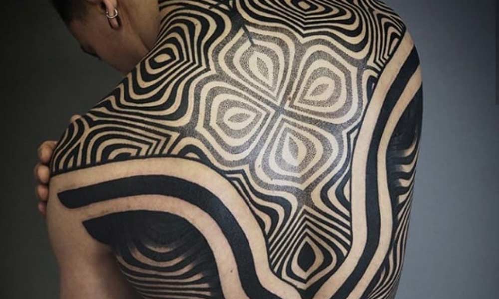 melhores ideias tatuagem costas feminina