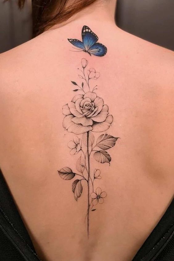 tatuagem minimalista coluna feminina