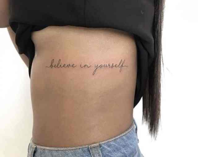 tatuagem na costela feminina vs tatuagem nas costas
