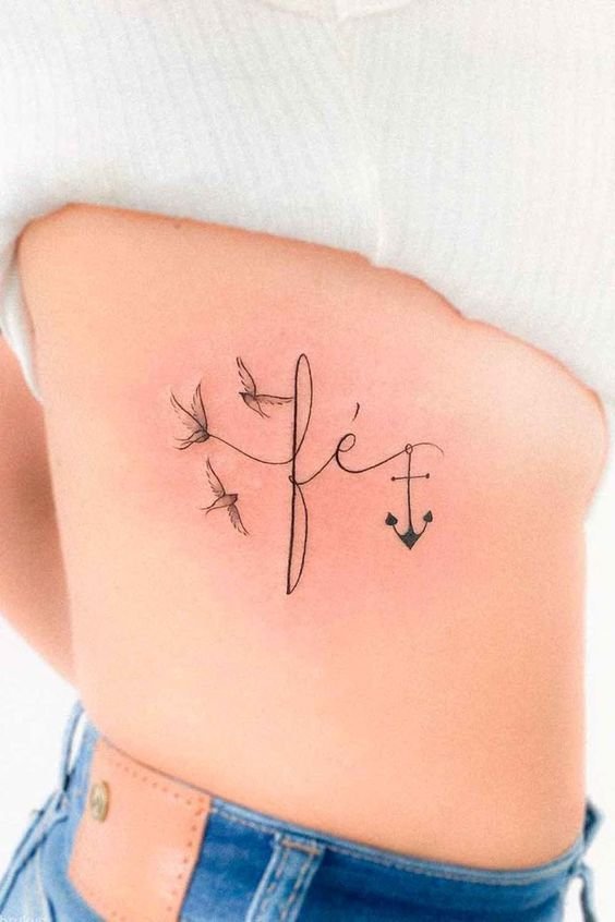 tatuagem na costela feminina vs tatuagem nas costas