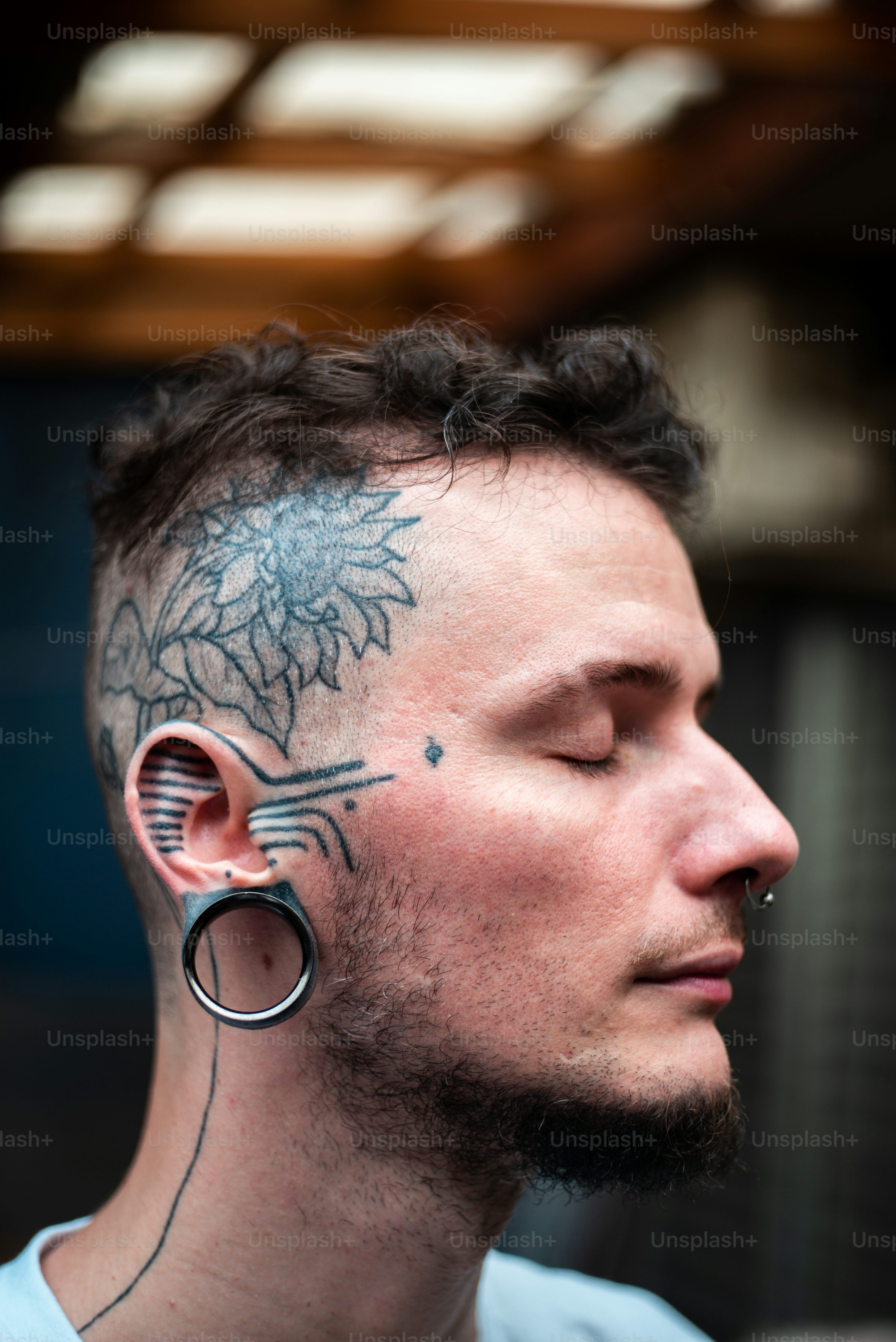 Tatuagem Na Frente Da Orelha Masculina