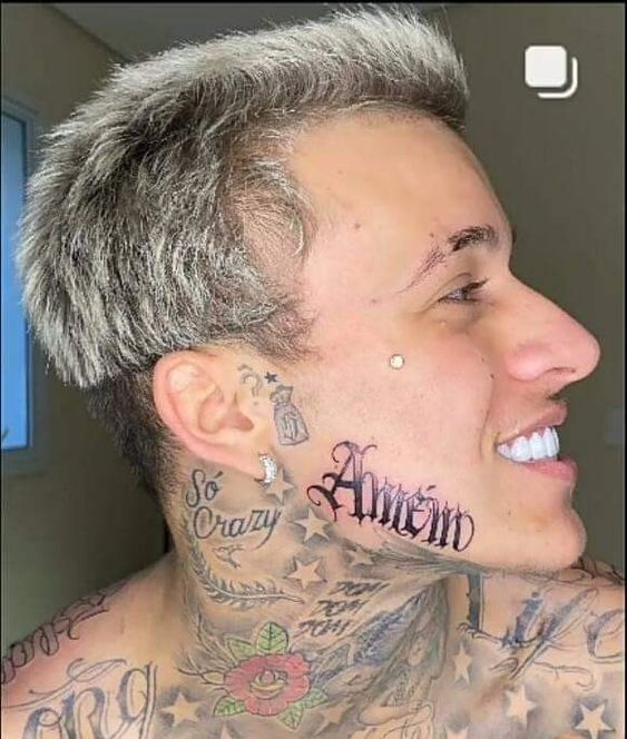 Tatuagem Na Frente Da Orelha Masculina