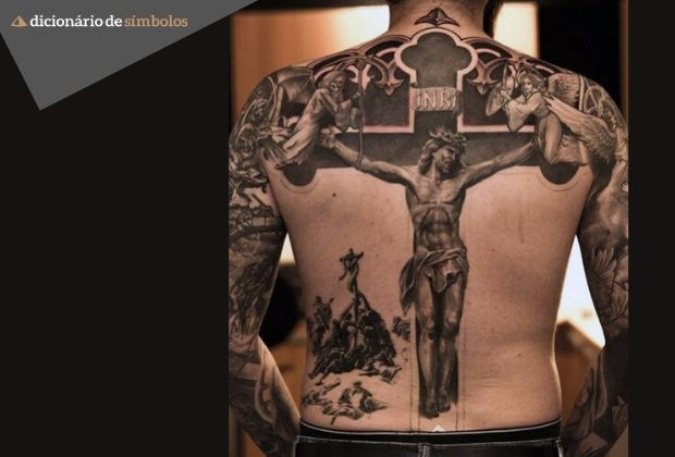 tatuagem nas costas masculina religiosa