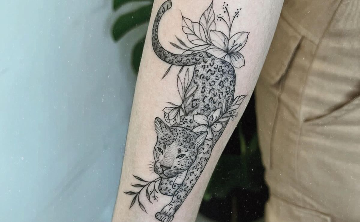 erros comuns ao fazer tatuagem no antebraço feminino