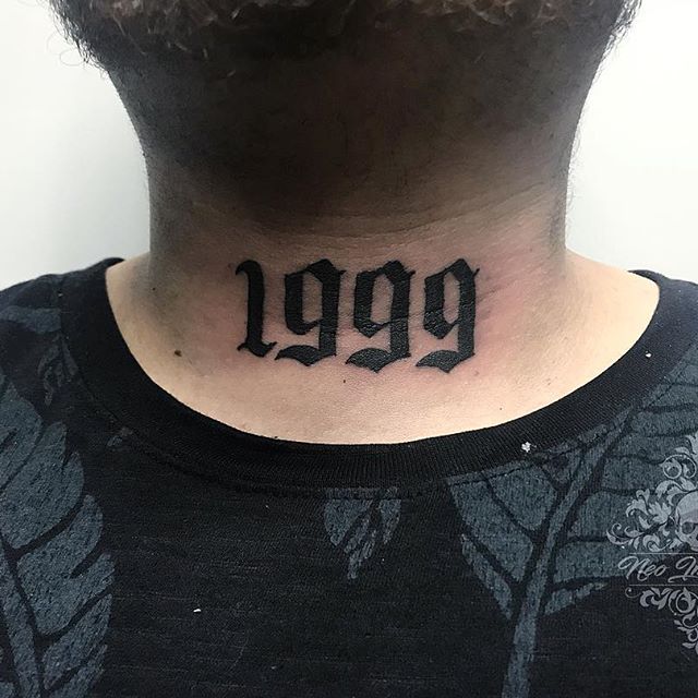 Como Escolher a Fonte Perfeita para sua Tatuagem de Data de Nascimento