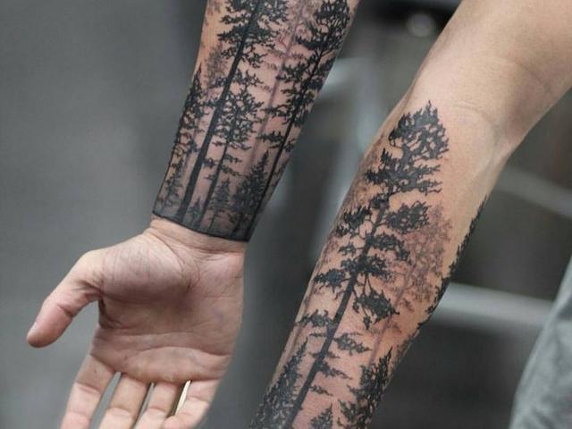 Pulso Esquerdo ou Direito? Onde Fazer sua Tatuagem Masculina e Por Quê