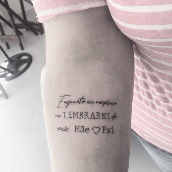 tatuagem pai e mãe com data de nascimento masculina