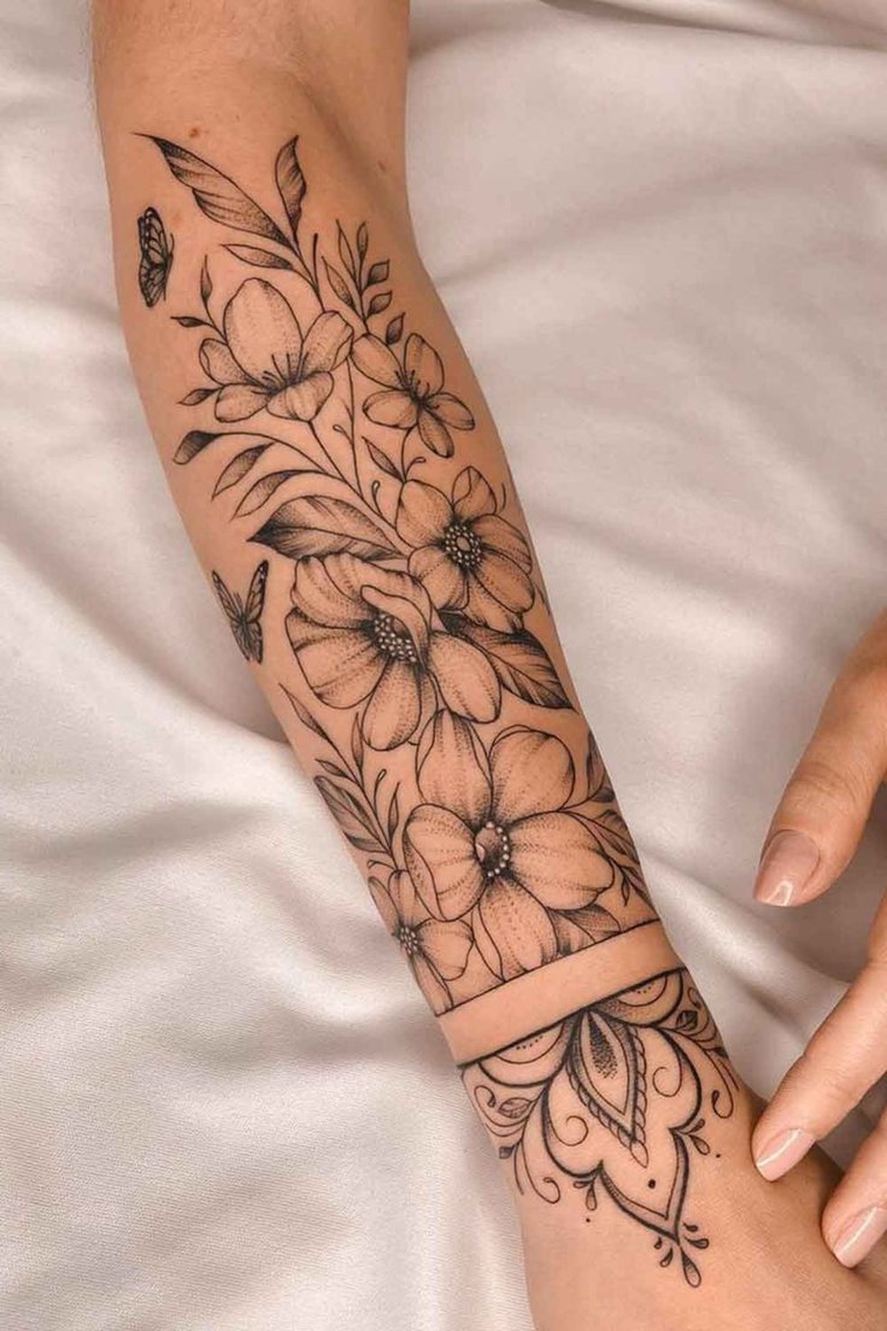 tatuagem para braço feminina
