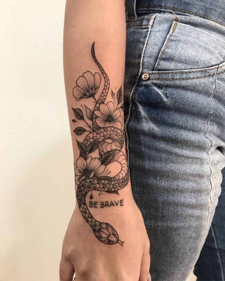 tatuagem feminina frase