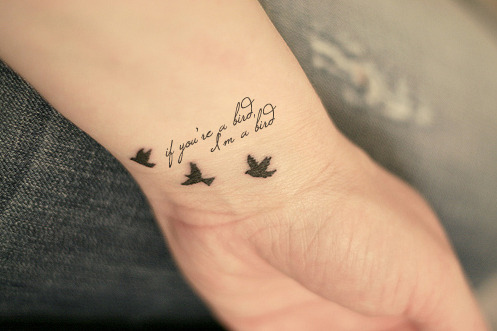 tatuagem pulso frases