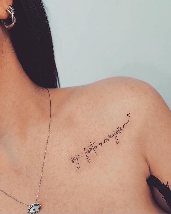 Símbolos para Combinar com a Tatuagem 'Seja Forte e Corajosa'