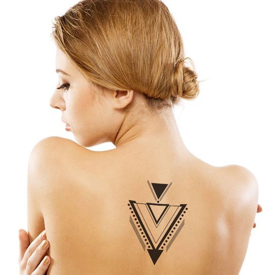 Tatuagem de Triângulo com Olho: Misticismo e Proteção