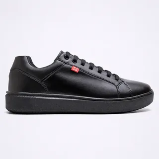 Marcas de tênis que começam com S (Skechers, Saucony, Superga, Santinelli)