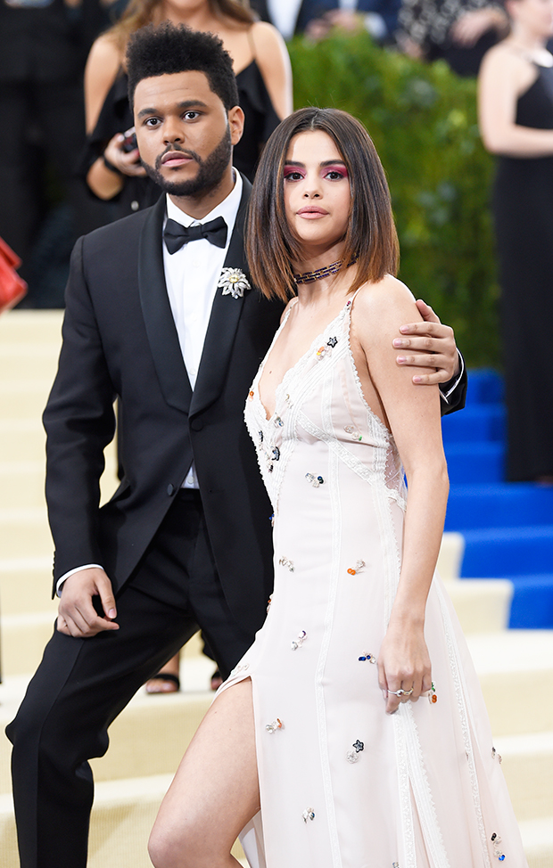 A Linha do Tempo Completa do Relacionamento de The Weeknd e Selena Gomez