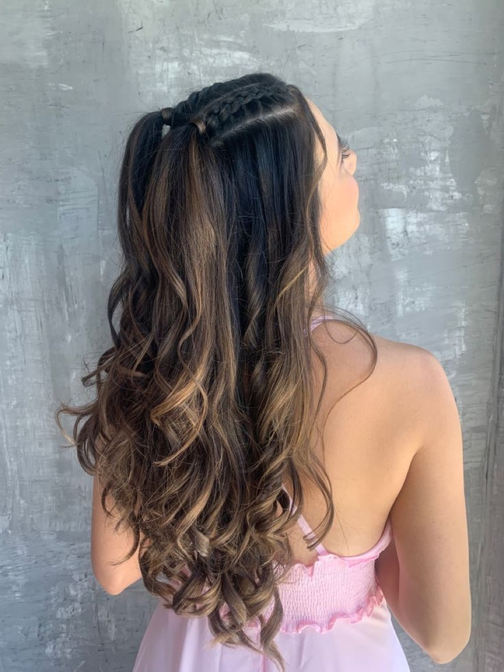 penteado que emagrece o rosto