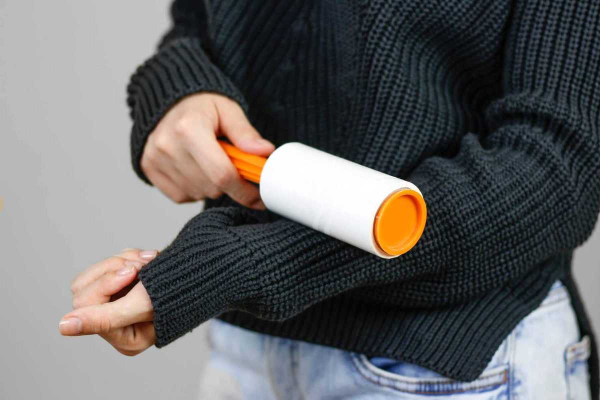 Guia completo: Como escolher o melhor rolo adesivo para suas roupas