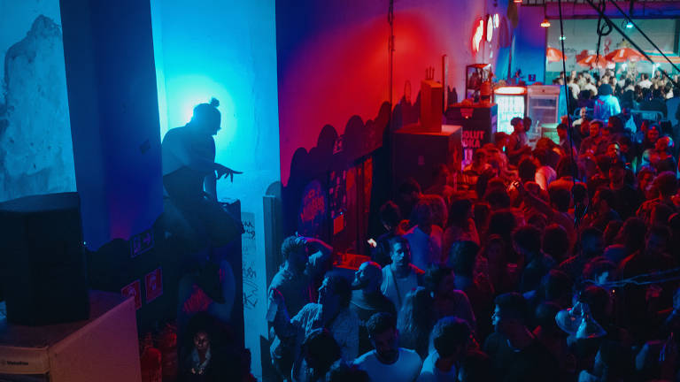 Requisitos e Salários no Setor Noturno