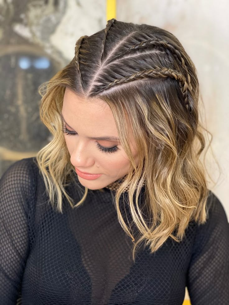 tranca nago feminina cabelo curto