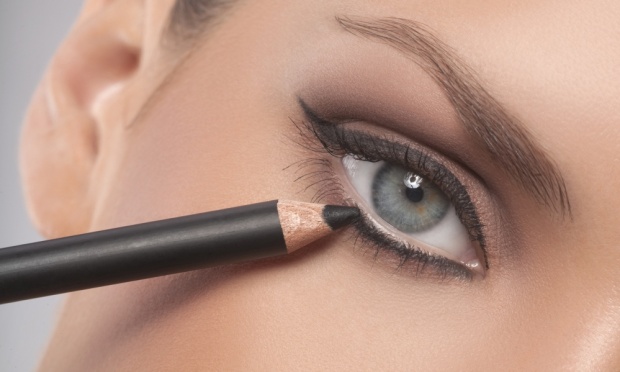 maquiagem que abre o olhar