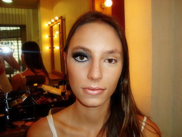 maquiagem que abre o olhar