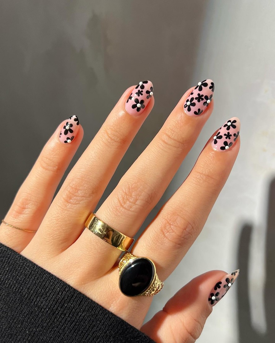 como lixar a unha no formato almond perfeito
