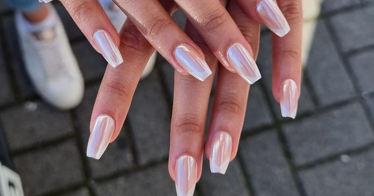 ideias de unhas de gel bailarina e stiletto
