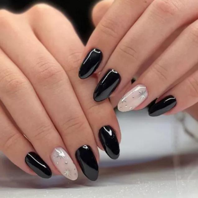 Unhas de gel pretas francesinha