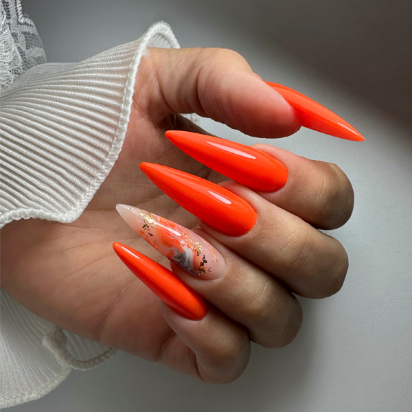 como lixar unha de gel stiletto