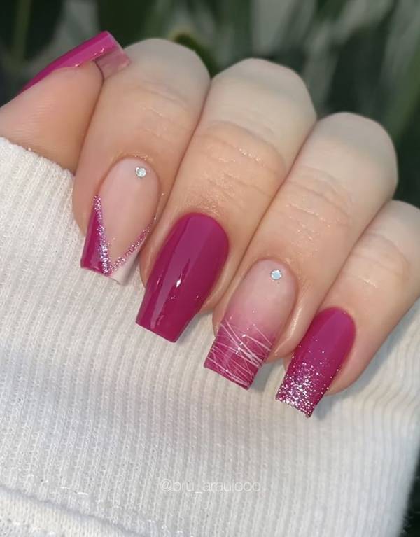 unha decorada rosa bebê com florzinha
