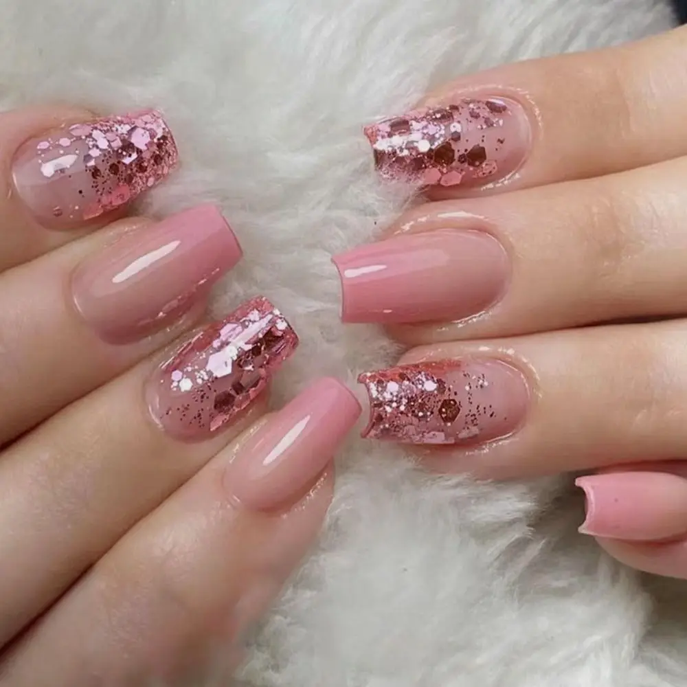 erros comuns ao fazer unhas decoradas rosa