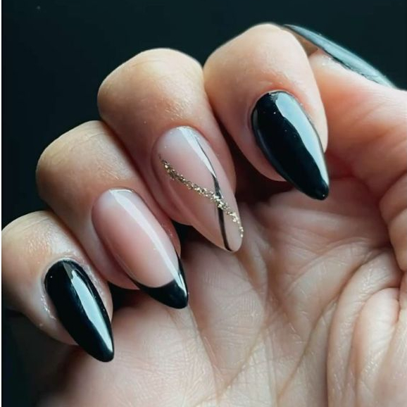 unha gel preta amendoada