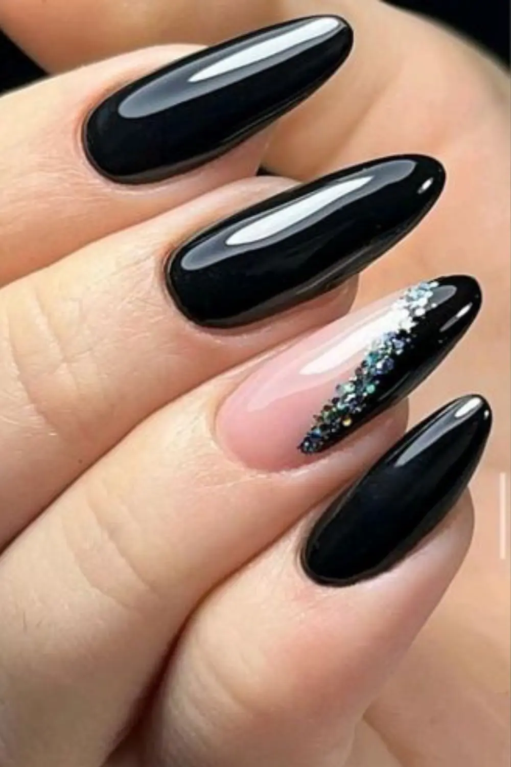 unha gel preta quadrada