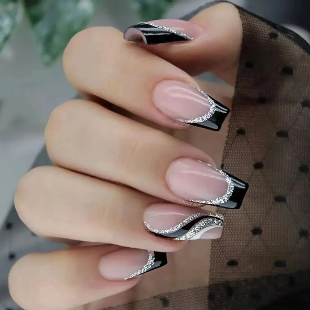 unha gel preto e branco fosca ou brilhante