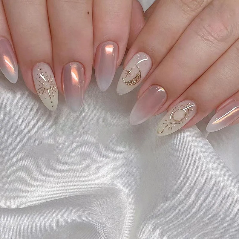 quanto custa fazer unhas almond decoradas