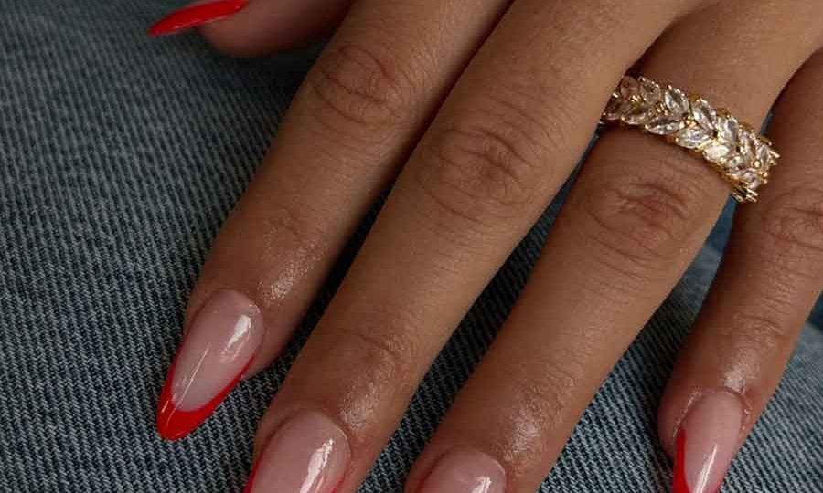 Unhas Amendoadas Vermelhas