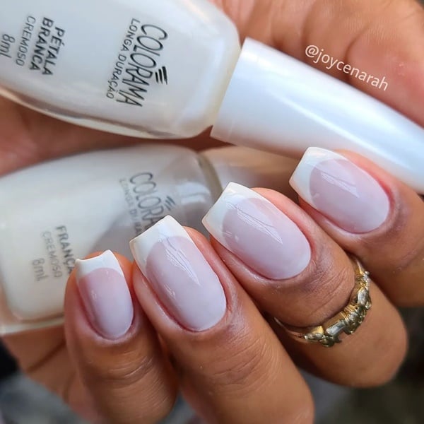 unhas claras em gel vs unhas de acrílico qual a melhor