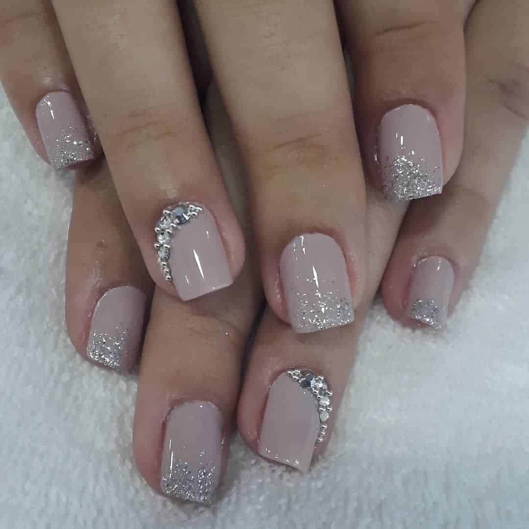 unhas curtas vs unhas longas qual a mais elegante