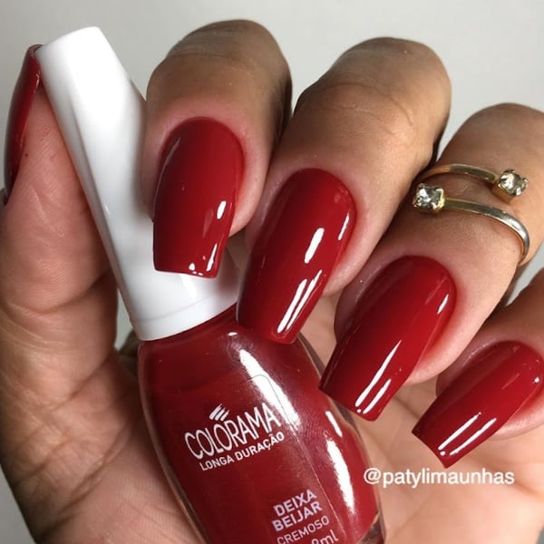inspiração unhas curtas vermelhas decoradas