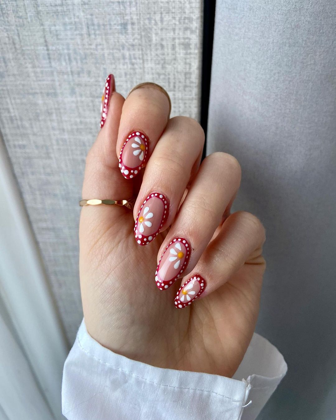 unhas almond coloridas