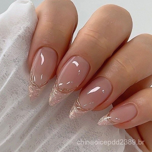 unhas almond francesinha moderna