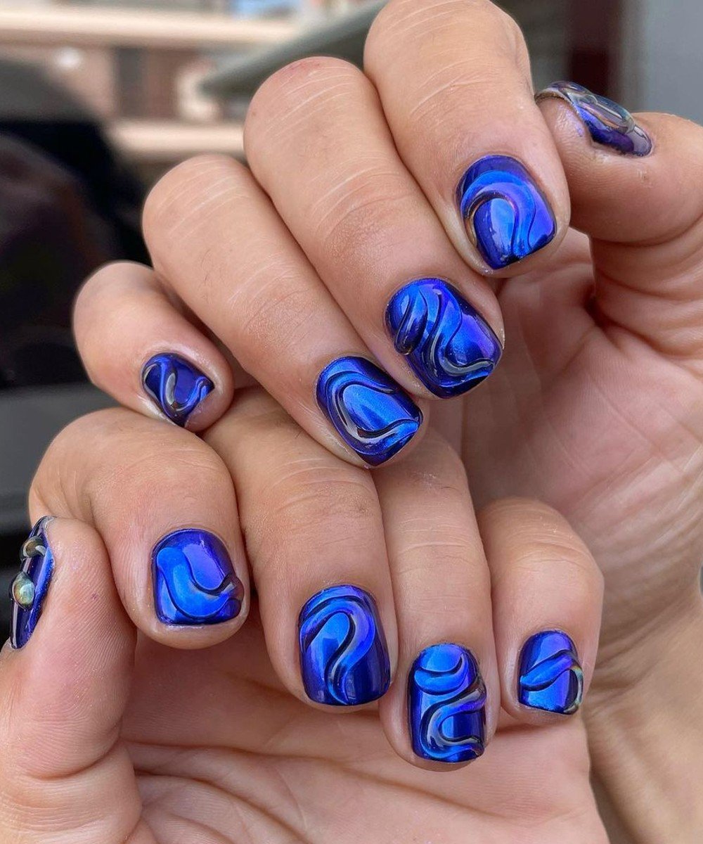 unhas decoradas azul claro vs azul escuro qual escolher